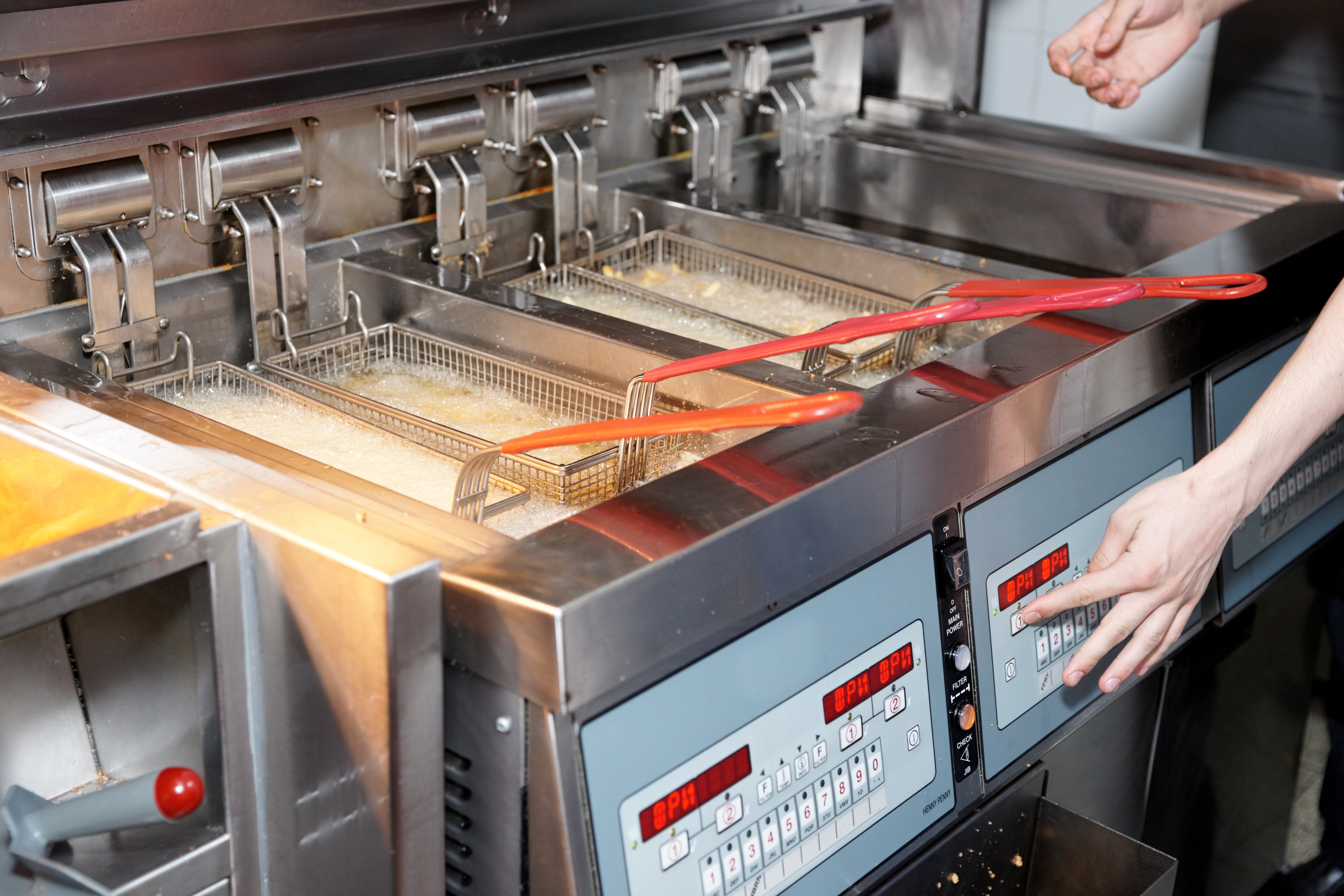 deep fryer with boiling oil