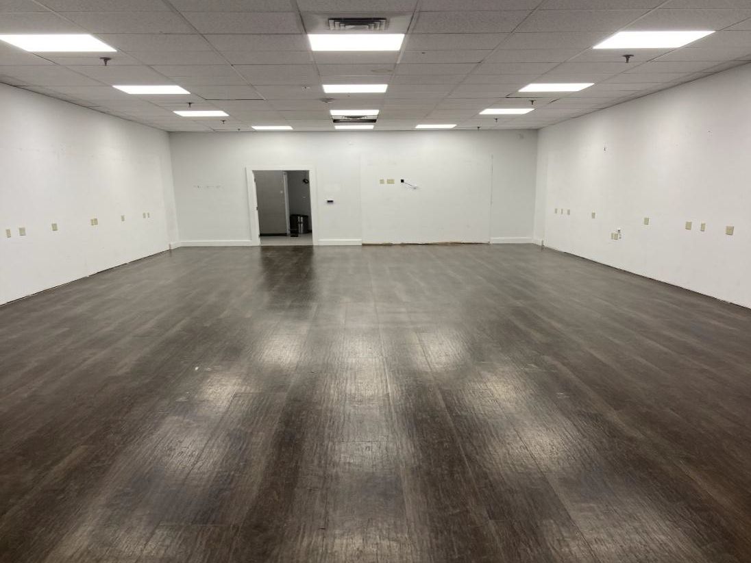 Empty, cleaned retail space ready for landlord turnover